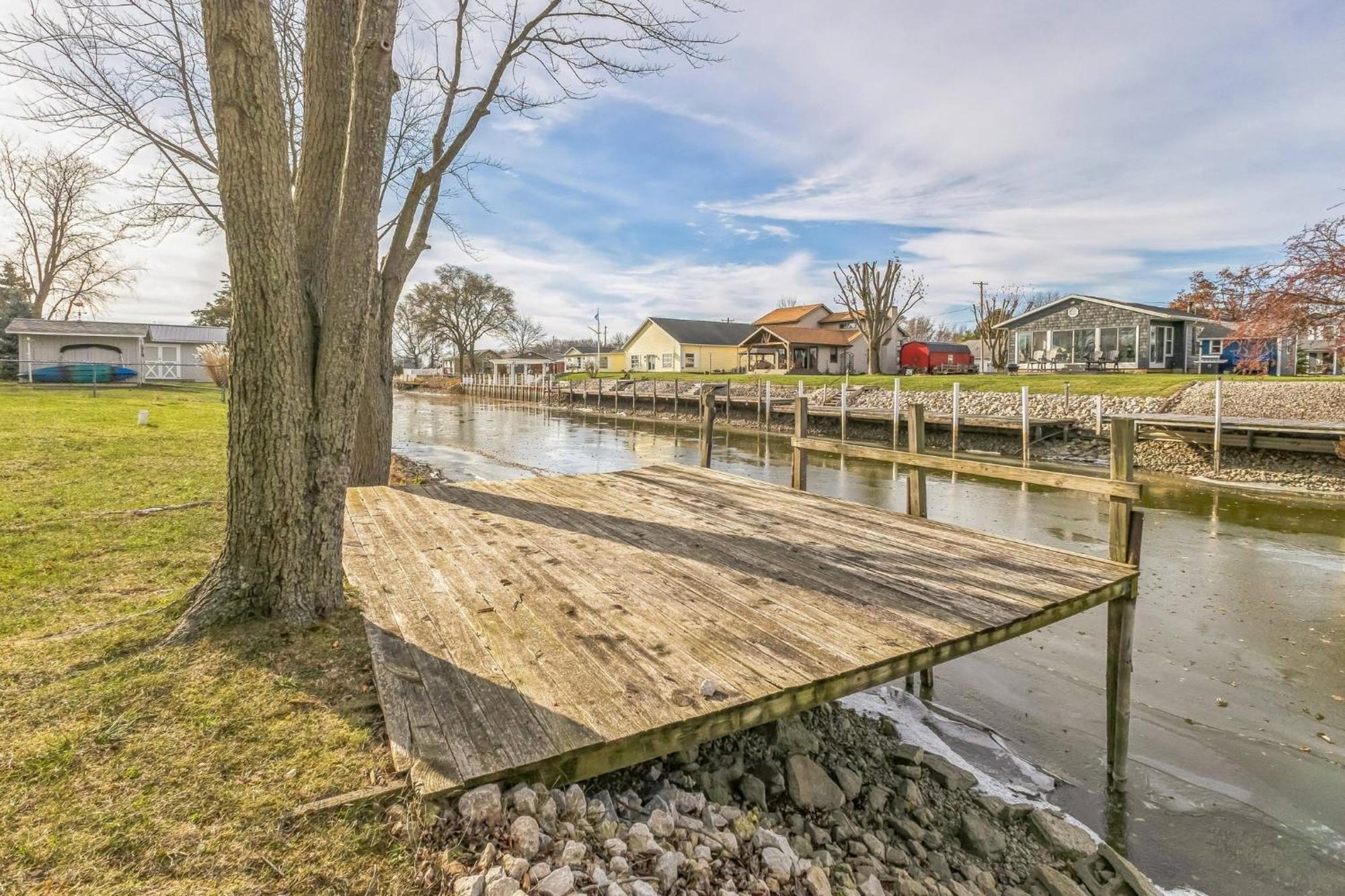 Sunsets & Serenity- Port Clinton Waterfront Stay Home Ngoại thất bức ảnh